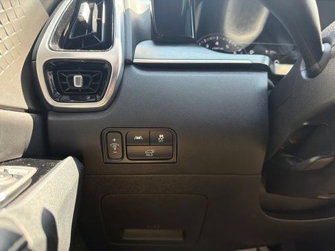 Used 2022 Kia Sorento SX AWD/4WD image 19