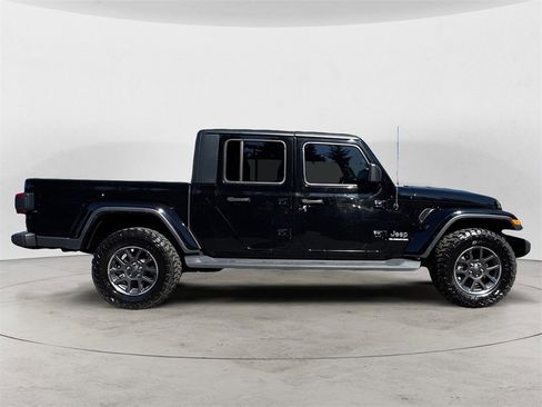 Used 2020 Jeep Gladiator Overland image 5
