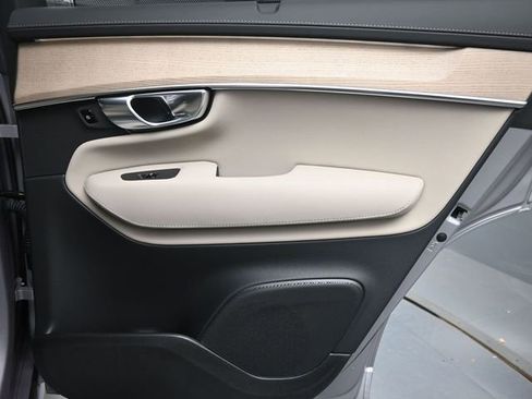 New 2026 Volvo XC90 B6 Ultra w/ Protection Package Premier AWD/4WD image 29