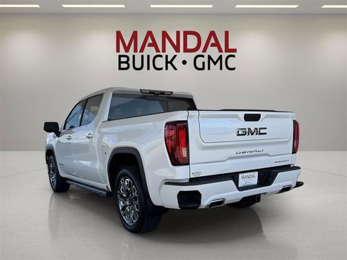 Used 2025 GMC Sierra 1500 Denali Ultimate image 8