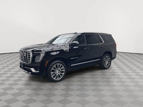 Certified 2025 GMC Yukon Denali w/ Sun & Power Step Package AWD/4WD image 39