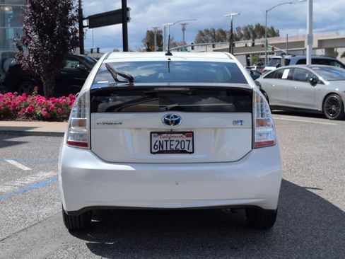 Used 2010 Toyota Prius FWD image 6