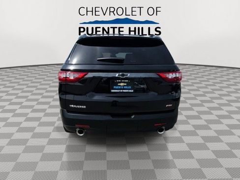 Used 2021 Chevrolet Traverse RS w/ LPO, Cargo Package FWD image 7