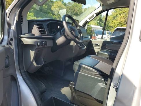 Used 2020 Ford Transit 150 XL RWD image 7