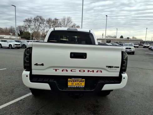 Used 2018 Toyota Tacoma TRD Pro image 7