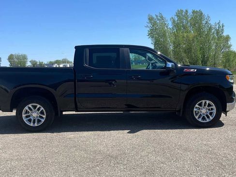 New 2025 Chevrolet Silverado 1500 LT image 3
