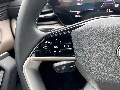 Used 2025 Audi Q5 Premium w/ Convenience Package image 24