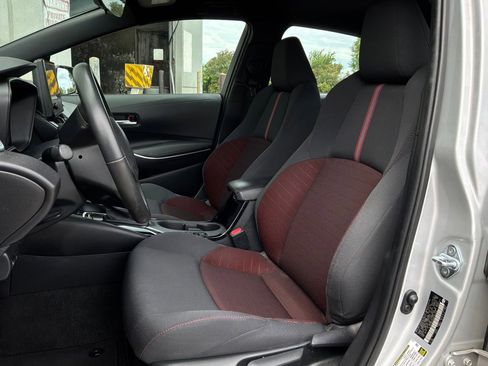Used 2024 Toyota Corolla SE FWD image 9