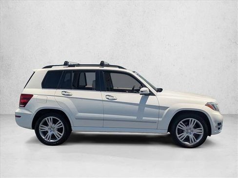 Used 2014 Mercedes-Benz GLK 250 BlueTEC 4MATIC image 4