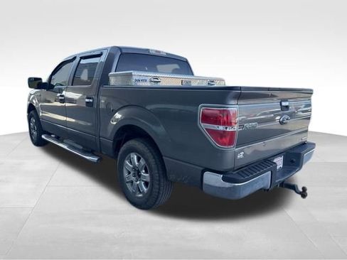 Used 2013 Ford F150 XLT w/ XLT Chrome Pkg image 9