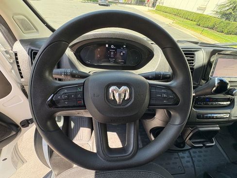 Used 2023 RAM ProMaster 2500 image 11