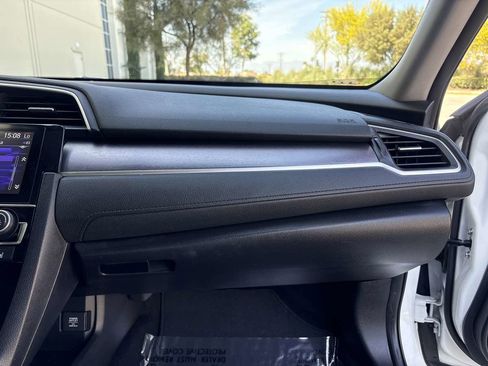 Used 2018 Honda Civic EX-L image 17