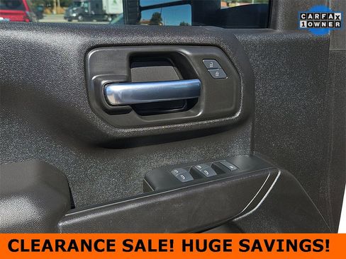 Used 2025 Chevrolet Silverado 3500 W/T image 13
