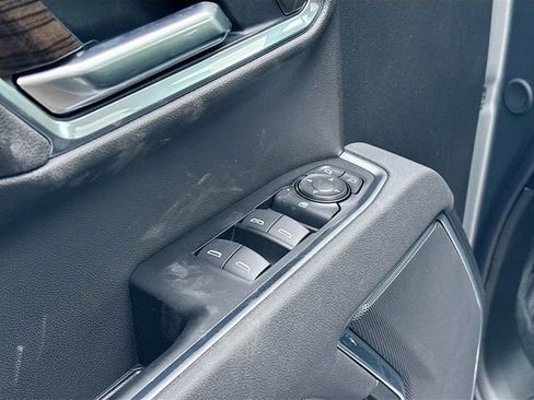 New 2026 Chevrolet Silverado 1500 LT image 18