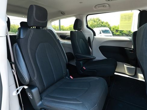 Used 2024 Chrysler Voyager LX FWD image 26