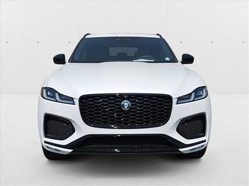 New 2026 Jaguar F-PACE R-Dynamic S image 2