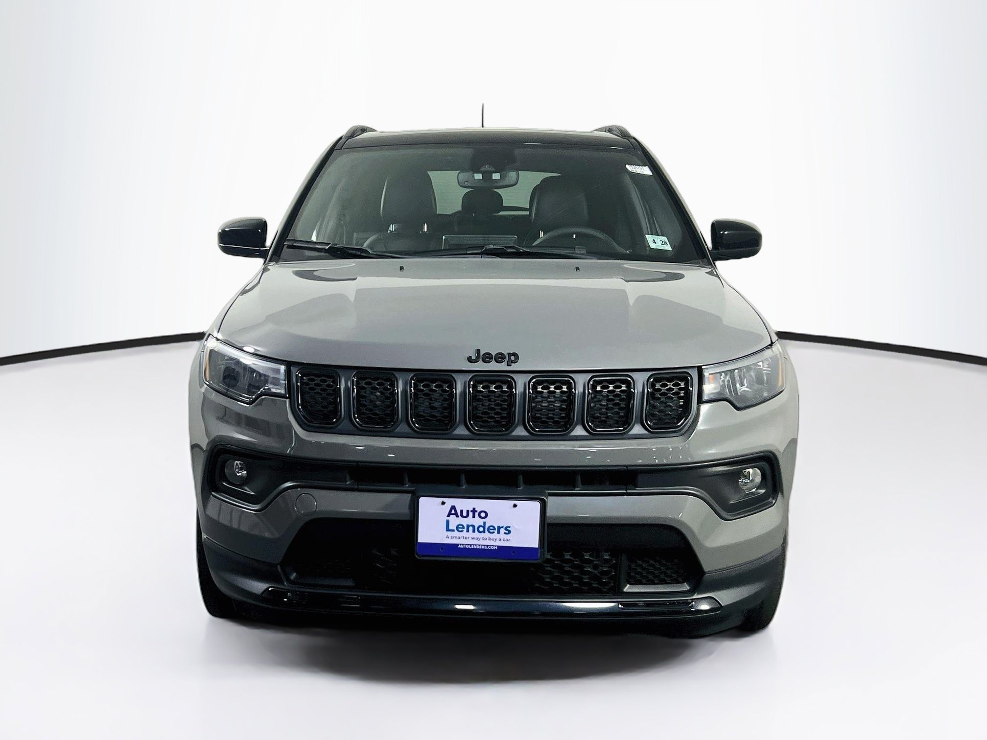 Used 2023 Jeep Compass Latitude w/ Sun and Sound Group AWD/4WD image 2