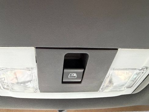 Used 2014 Ford F150 Raptor w/ Raptor Plus Package image 31