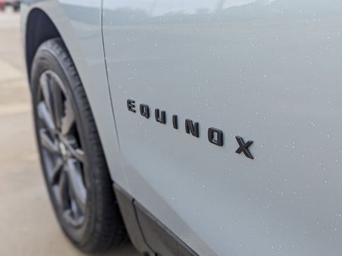 Used 2022 Chevrolet Equinox RS image 13