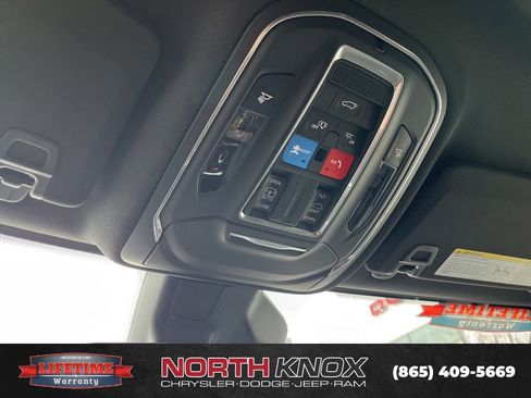 New 2025 Jeep Grand Cherokee L Altitude AWD/4WD image 11