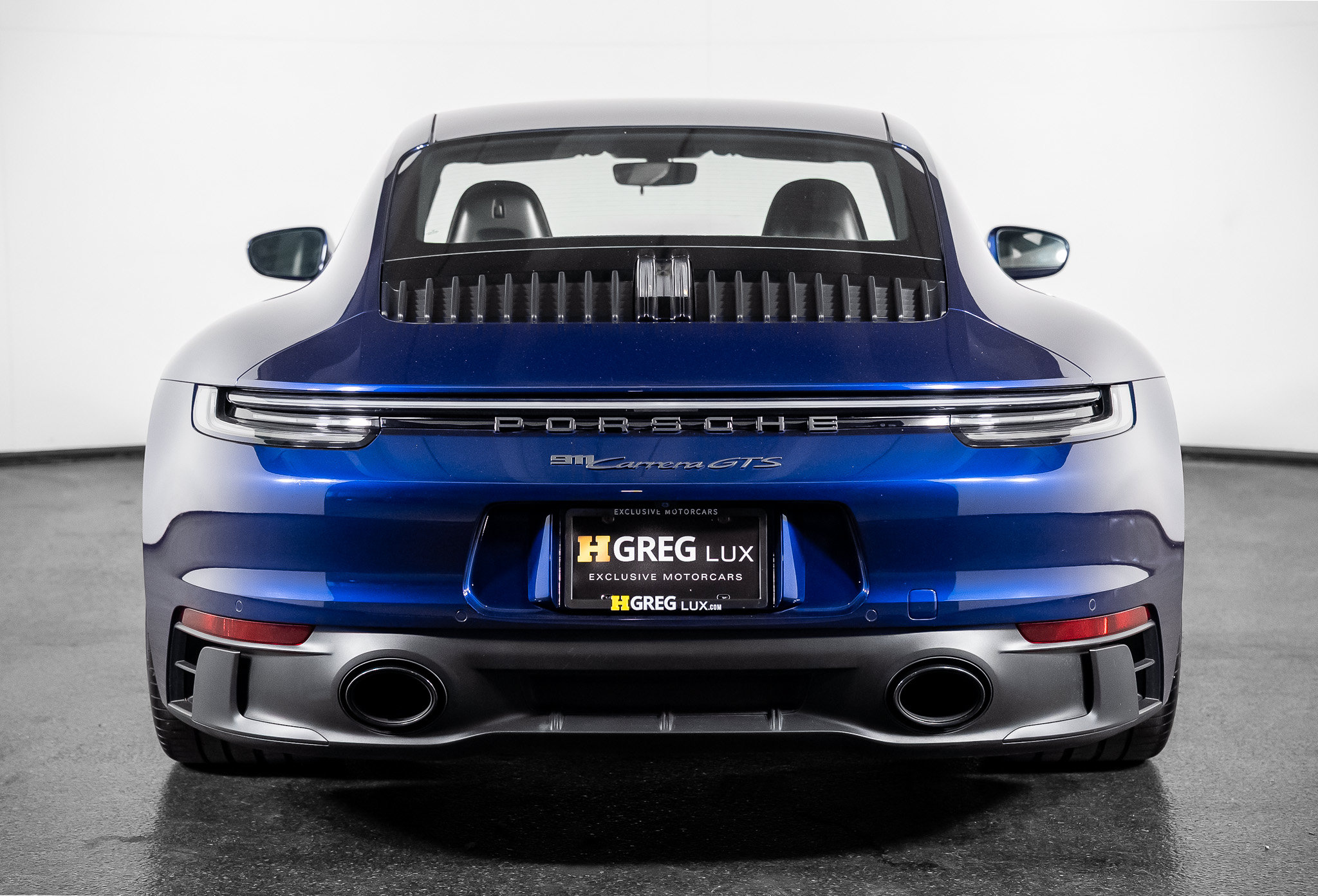 Used 2024 Porsche 911 Carrera GTS w/ Premium Package RWD image 22