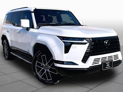 Used 2025 Lexus GX 550 w/ Accessory Package (2T) AWD/4WD image 3