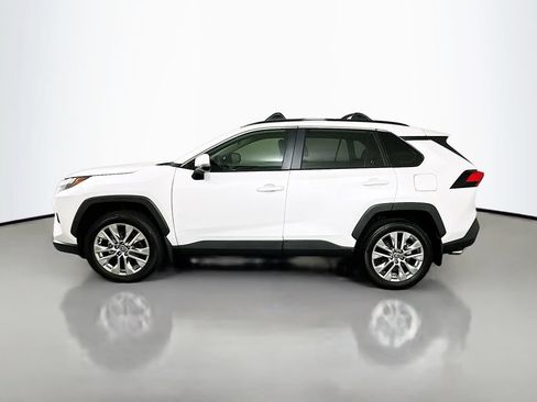 Used 2025 Toyota RAV4 XLE Premium w/ Weather Package FWD image 8