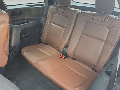 Used 2024 Lincoln Aviator Reserve w/ Jet Package RWD image 21