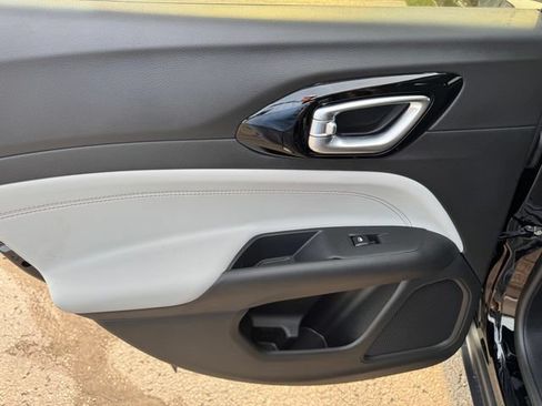New 2026 Jeep Compass Limited AWD/4WD image 19