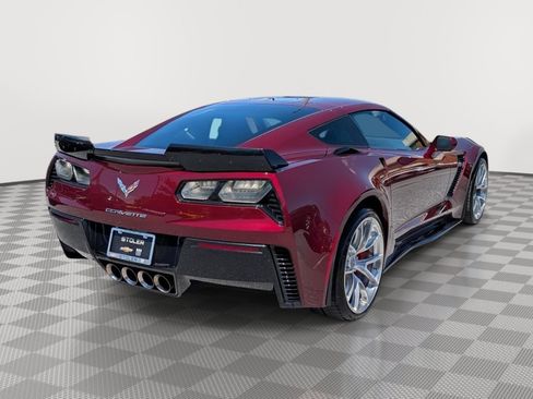 Used 2016 Chevrolet Corvette Z06 w/ 3LZ Preferred Equipment Group RWD image 5