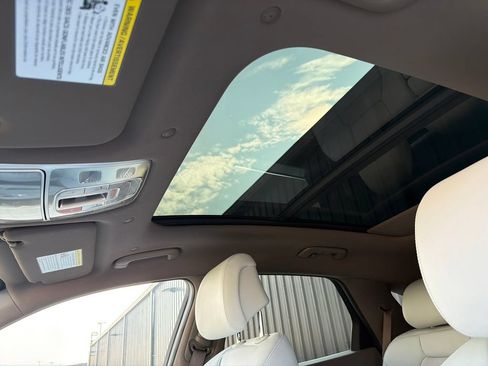 Certified 2026 Genesis GV70 2.5T Advanced AWD/4WD image 28