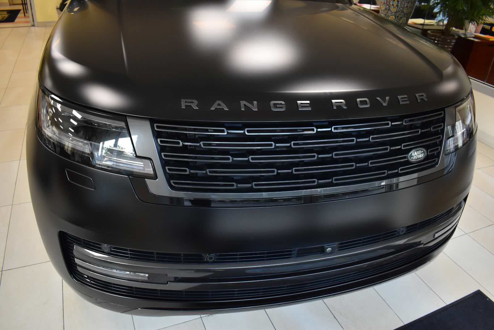 Used 2023 Land Rover Range Rover Long Wheelbase SE AWD/4WD image 58