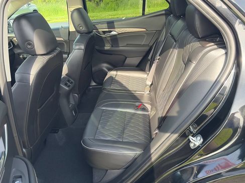 Certified 2023 Buick Envision Avenir AWD/4WD image 30
