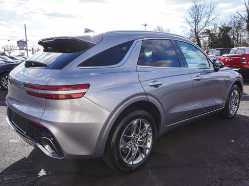 Used 2025 Genesis GV70 2.5T image 5