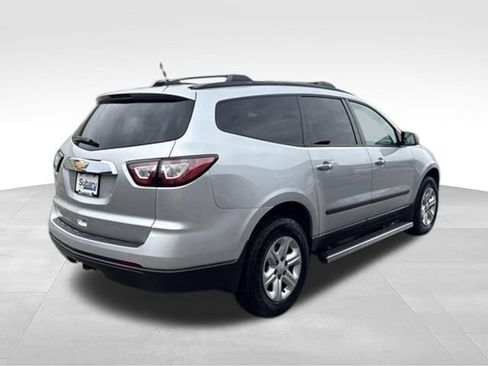 Used 2017 Chevrolet Traverse LS w/ LPO, 'HIT The Road' Package FWD image 7