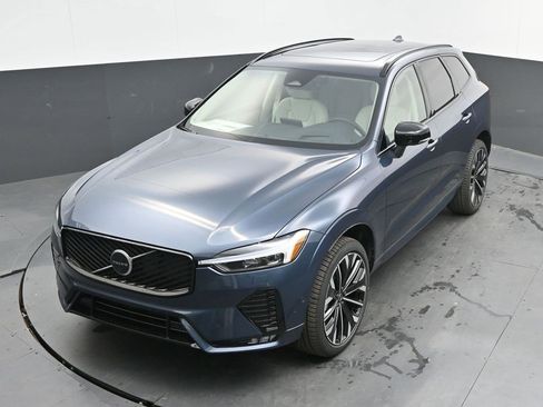 New 2026 Volvo XC60 B5 Ultra w/ Protection Package Premier image 33