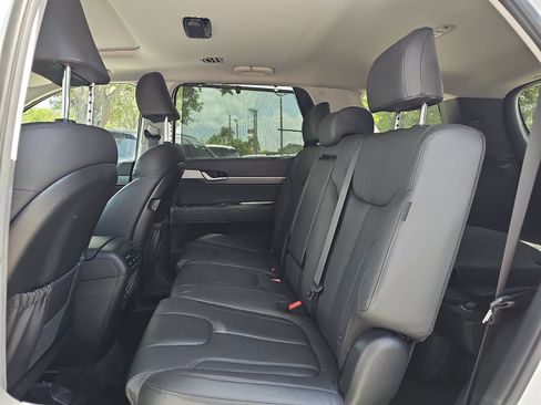 Used 2025 Hyundai Palisade SEL FWD image 14