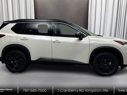 Certified 2023 Nissan Rogue SV w/ SV Premium B Package image 4