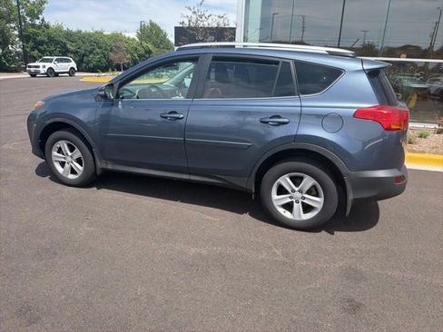 Used 2013 Toyota RAV4 XLE AWD/4WD image 15