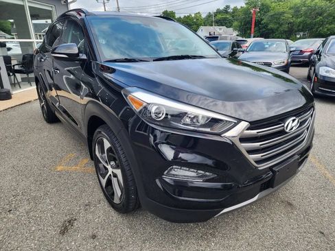 Used 2016 Hyundai Tucson Limited w/ Option Group 03 AWD/4WD image 3