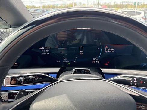 Used 2025 Cadillac Optiq Sport 2 image 19