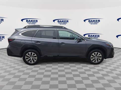 Used 2024 Subaru Outback Premium w/ Popular Package #1A AWD/4WD image 2