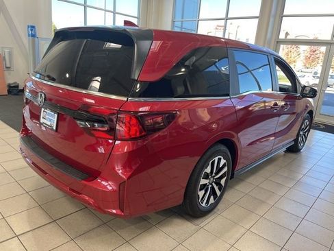 New 2025 Honda Odyssey EX-L image 5