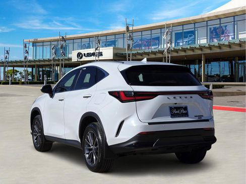 New 2026 Lexus NX 350h 350h Premium image 4