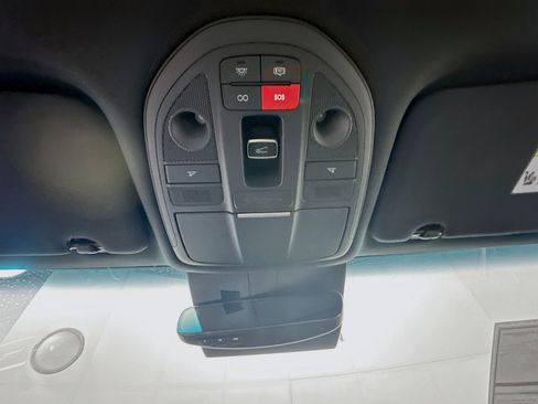 Used 2025 Genesis G70 2.5T w/ Sport Prestige Package image 18