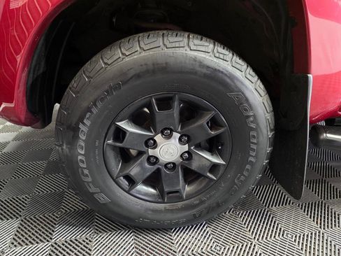 Used 2006 Toyota Tacoma PreRunner image 37