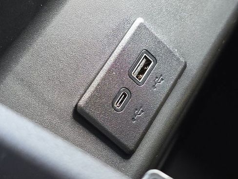 New 2026 GMC Sierra 1500 AT4 image 40