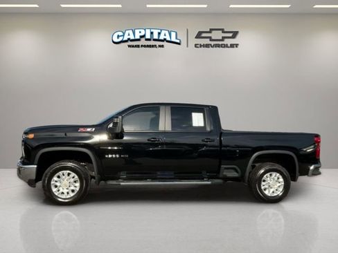 Used 2025 Chevrolet Silverado 2500 LT w/ All Star Edition image 2