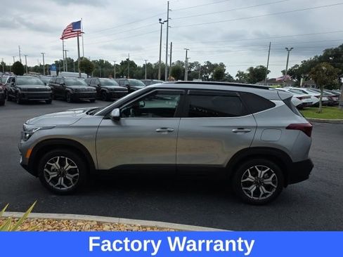 Used 2023 Kia Seltos EX AWD/4WD image 21