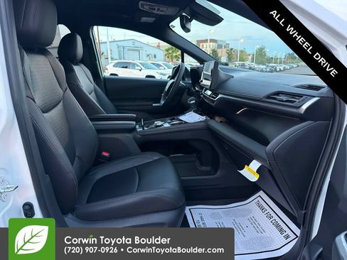 Used 2026 Toyota Sienna XLE Woodland Edition AWD/4WD image 11